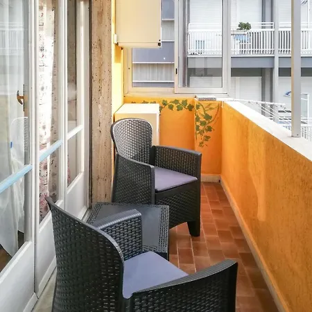 Amazing In With 2 Bedrooms And Wifi Diano Marina